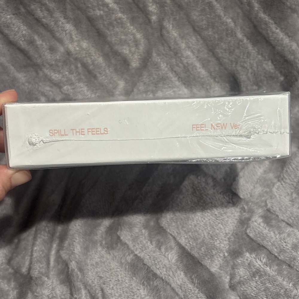 SEVENTEEN "SPILL THE FEELS" (4 Versions) Brand New Sealed - Picture 3 of 3